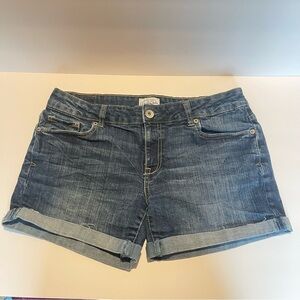 Aeropostale Women's Classic Blue Jean Rolled Hem Shorts- size 11/12